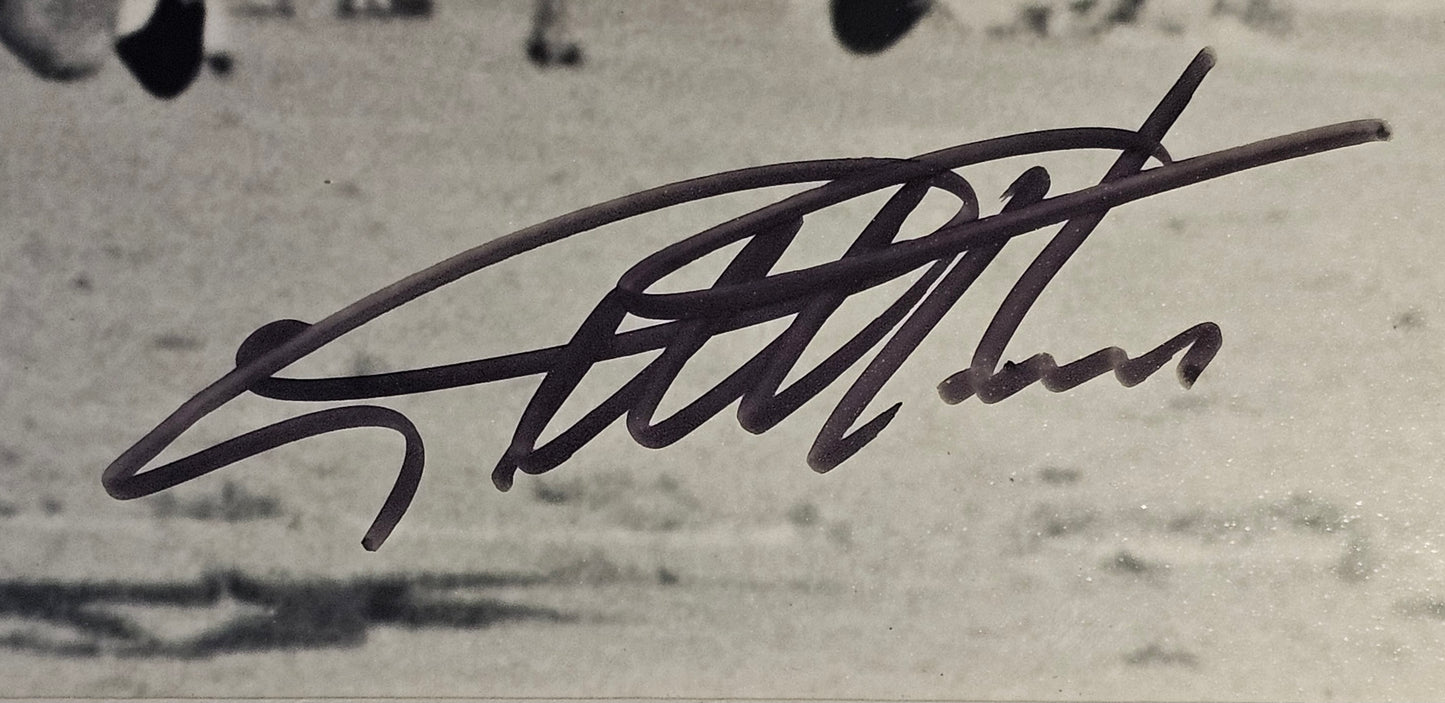 Geoff Hurst (Framed Photo)
