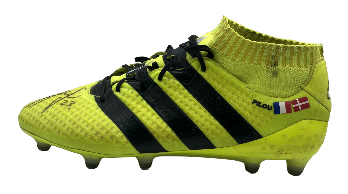 Pierre Emile Højbjerg: Match-worn and signed Boots