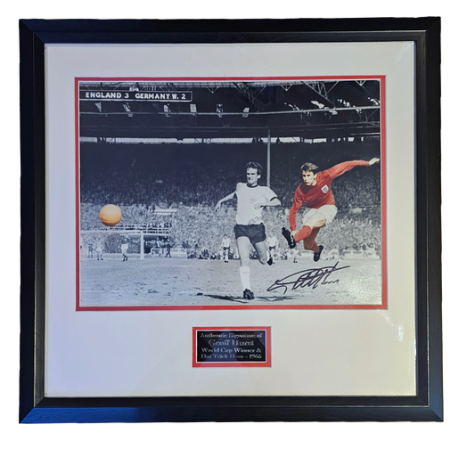 Geoff Hurst (Framed Photo)