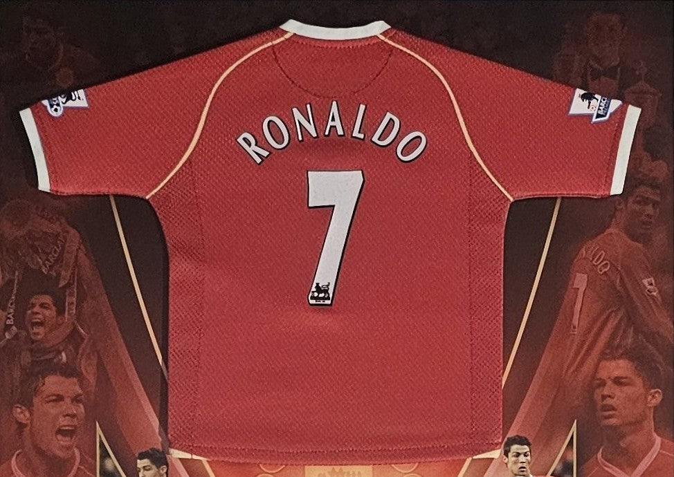 Cristiano Ronaldo Signed Limited Edition 91/100 Manchester United 2006/07 Player of the Year Deluxe Tribute – Official MUFC COA